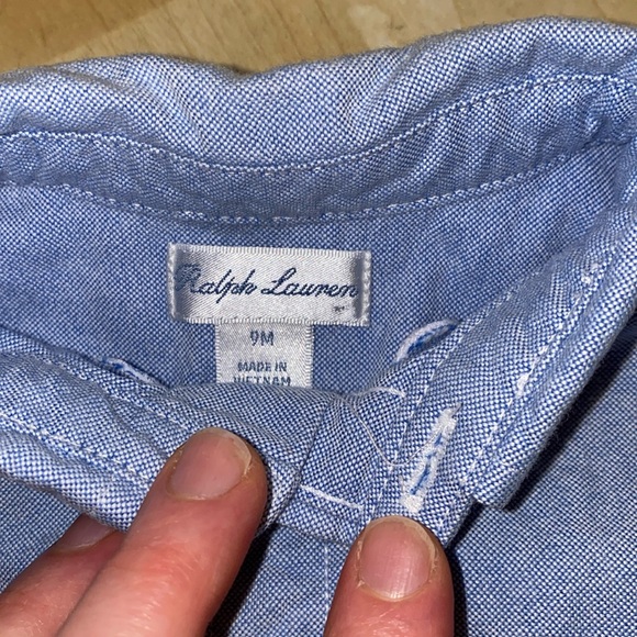 Ralph Lauren baby light blue long sleeve button down - 9 months - Picture 2 of 2